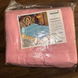Vintage JC Penney Blanket Fashion Manor Pink Satin Trim Twin Or Full 72”x90” NEW